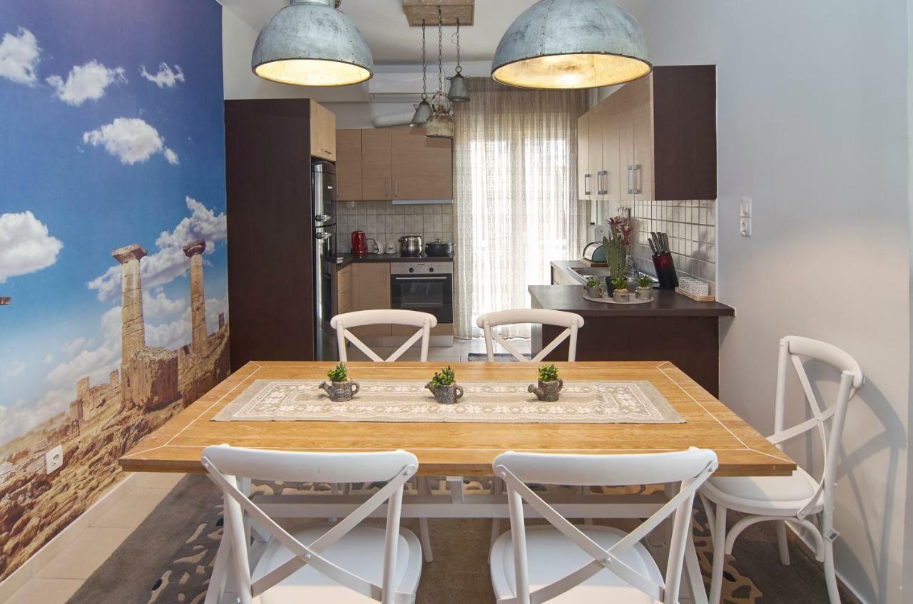 Just Athens Apt 130Sqm One Step From Metro Exterior foto